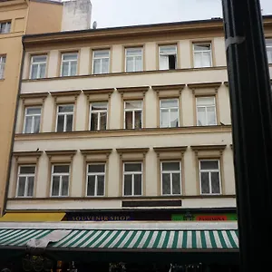 https://apartment-havelska-10.praguehotelsweb.com