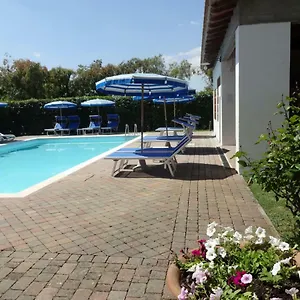  Alloggio per agriturismo Pinzale
